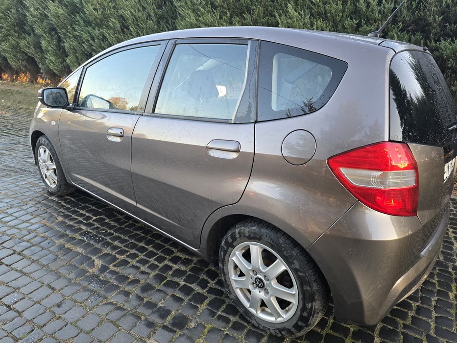 Bezawaryjny z małym przebiegiem Jazz