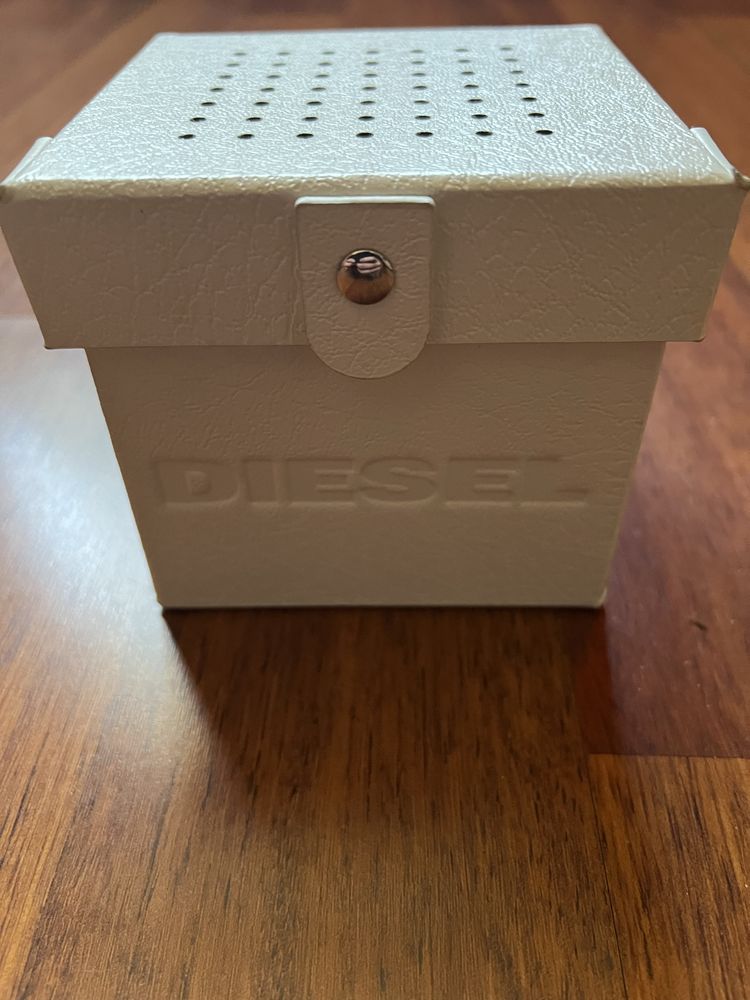 Часы Diesel DZ 1437