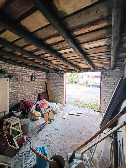Продам приват. капітальний гараж по Любецькій 60А, р-н Нова Подусівка.