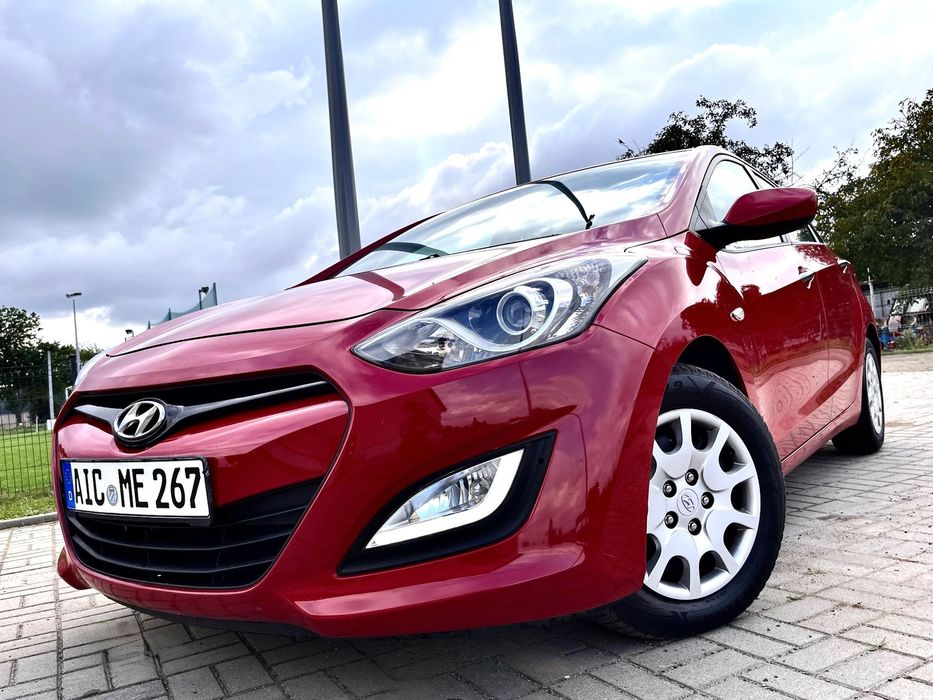 Hyundai I30 1.4-LIFT-5D-125Tyś-LEDY-Clima-8Koła-Multi/iPOD-isofix-SERWIS-SuperStan