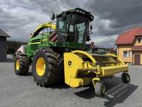 Sieczkarnia John Deere 7800 4x4 stan bdb