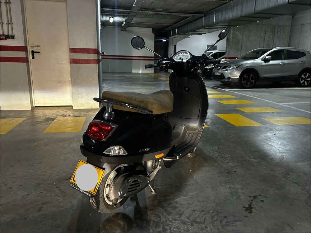 Vespa LX 50 1 Dono