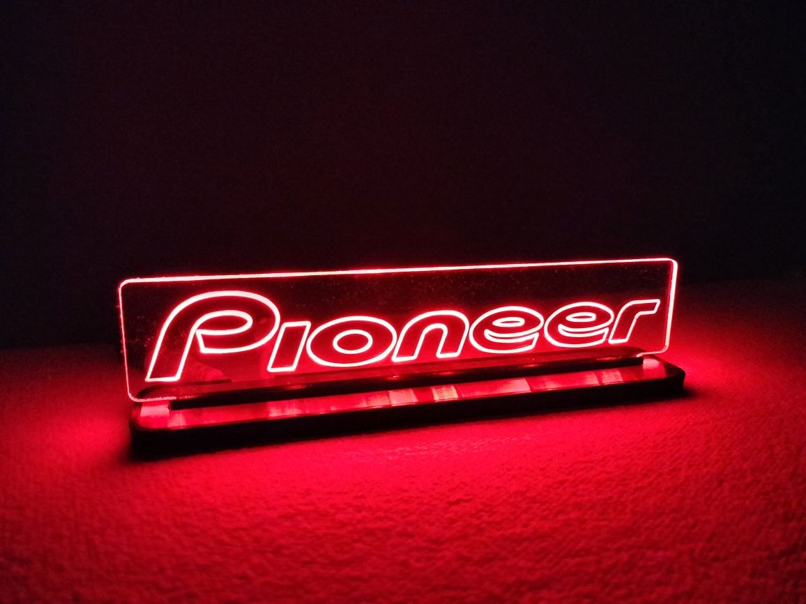 Pioneer, logo, lampka led