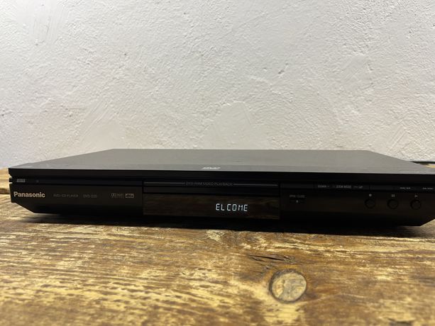 Odtwarzacz CD/DVD Panasonic S35