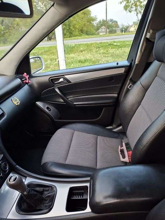Mercedes Benz W203 C180 Kompressor 1.8 Avangarde