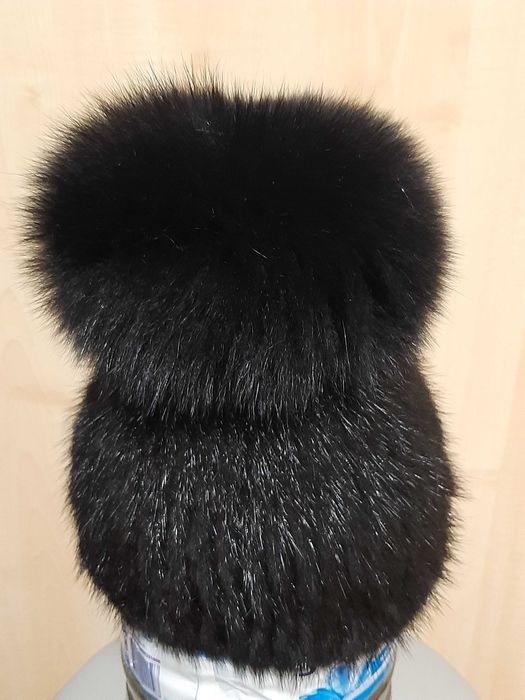 Продам норкову шапку