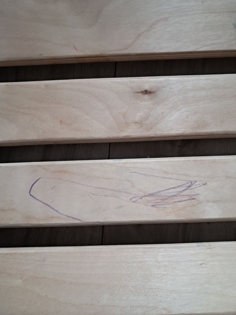 Drewniany bujak z biurkiem i zjeżdżalnią Good Wood Montessori