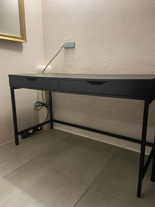 ALEX Secretária IKEA 132cm - com marcas