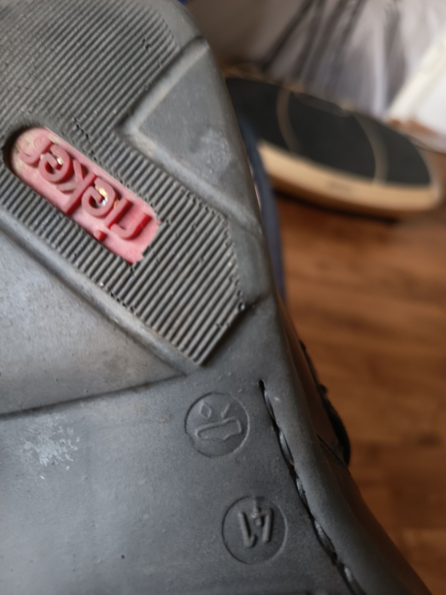 Sprzedam buty męskie roz 41, skóra naturalna