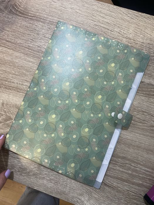 Organizator teczka z przegródkami na dokumenty a4