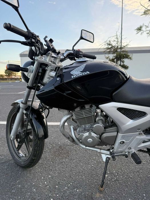 Honda CBF 250 excelente