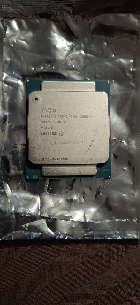 Процесор intel xeon e5-2666 v3 10 ядер 20 потоків 2.9ghz
