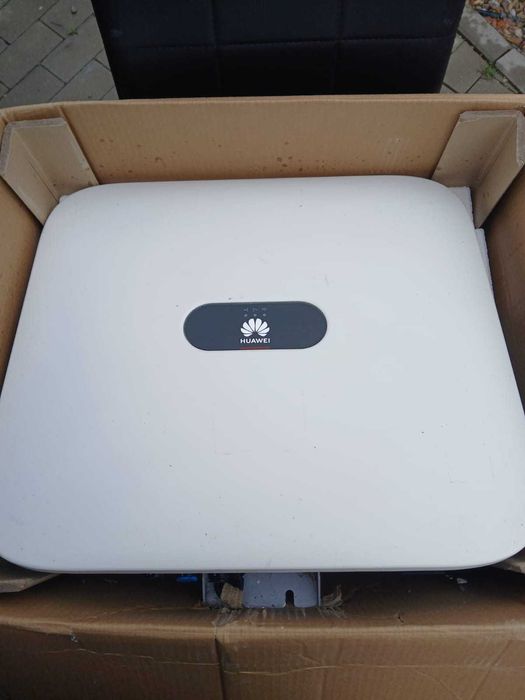 Inwerter HUAWEI SUN2000-4KTL