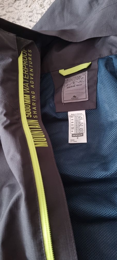 Kurtka turystyczna wodoodporna quechua MH550 junior 12 13 lat nowa