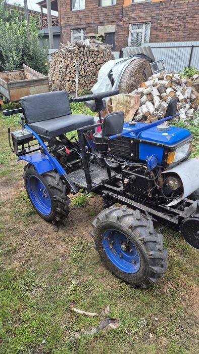 Продам мотоблок 12 кс