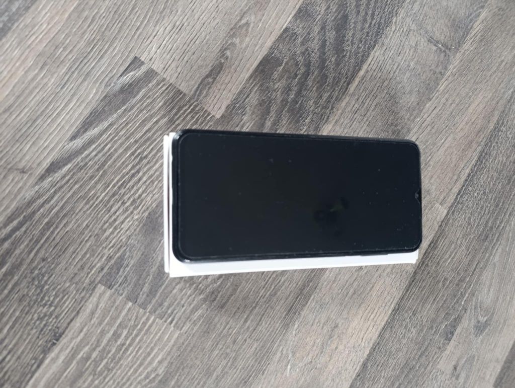 **Samsung m23 5G 2 lata**