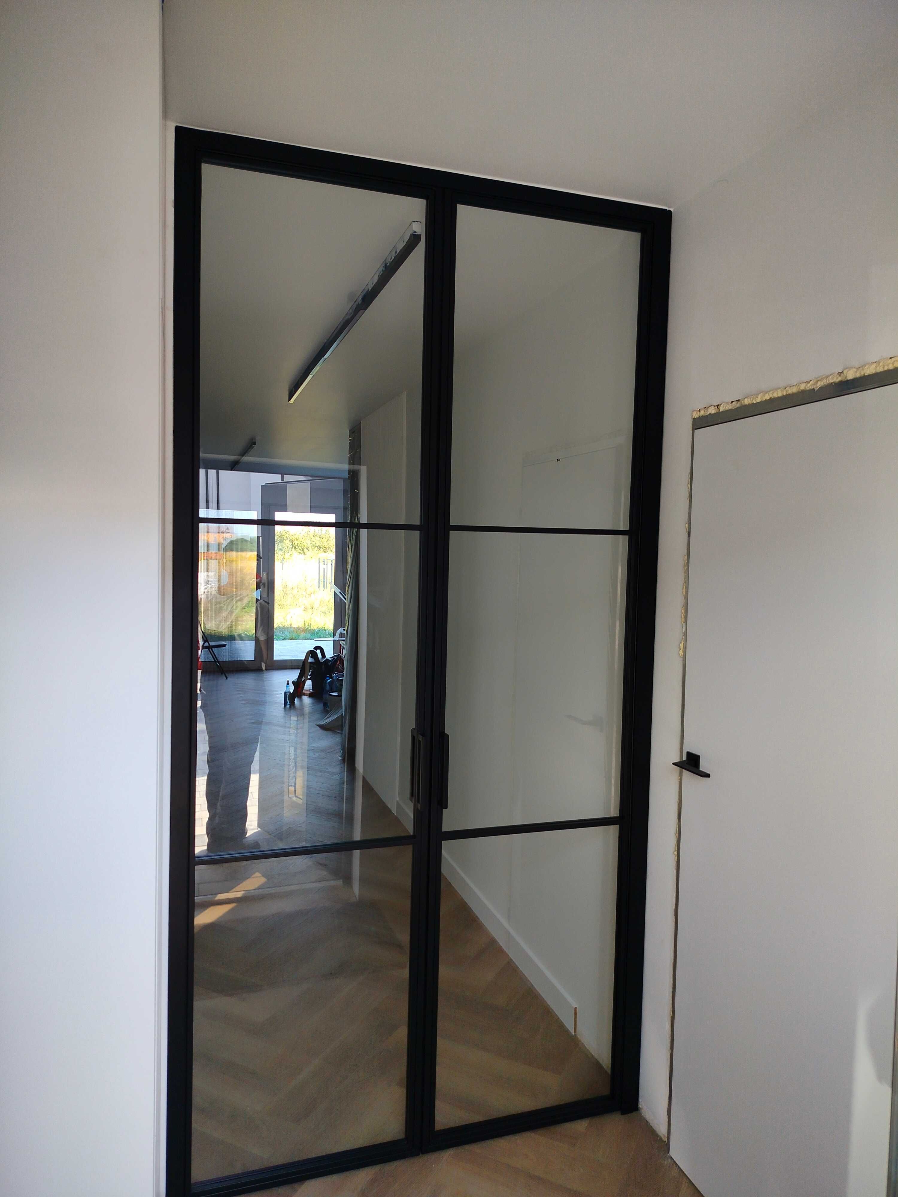 Drzwi loft , ścanki , przeszklenia