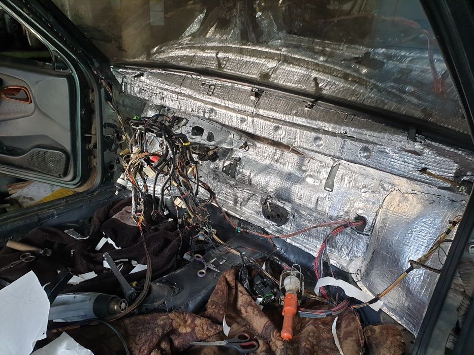 Продаю авто ваз 2114