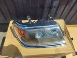 Фара права mitsubishi pajero sport 1 00-05