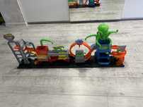 Трек hot wheels водний восьминіг нападение осьминога