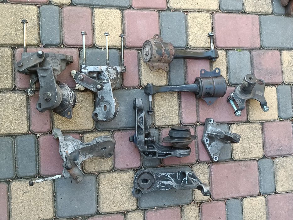 Кронштейн Коробки передач VW Golf2;3;4/PassatB3-B4/Vento/Polo/Jetta.