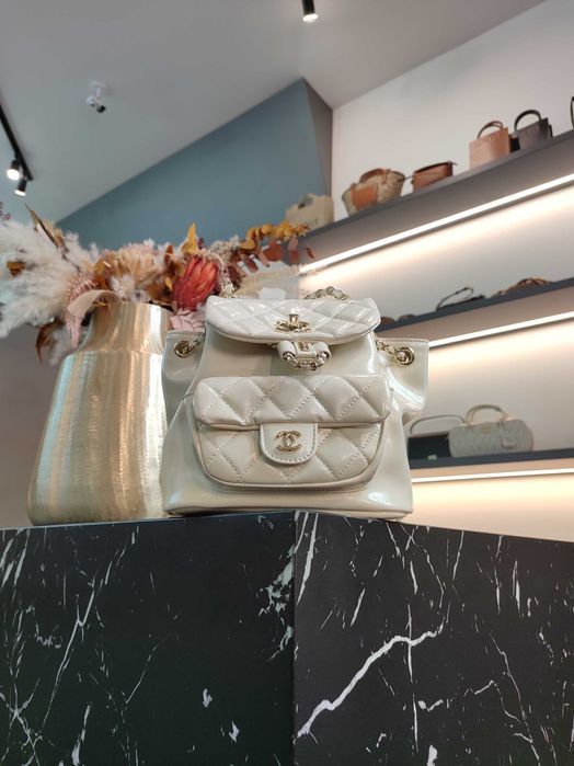 Сумка 22C Lambskin Quilted Small Duma Drawstring Backpack White