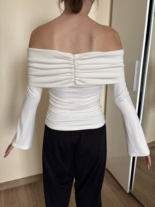 Кофтинка PAPAYA. Розмір М