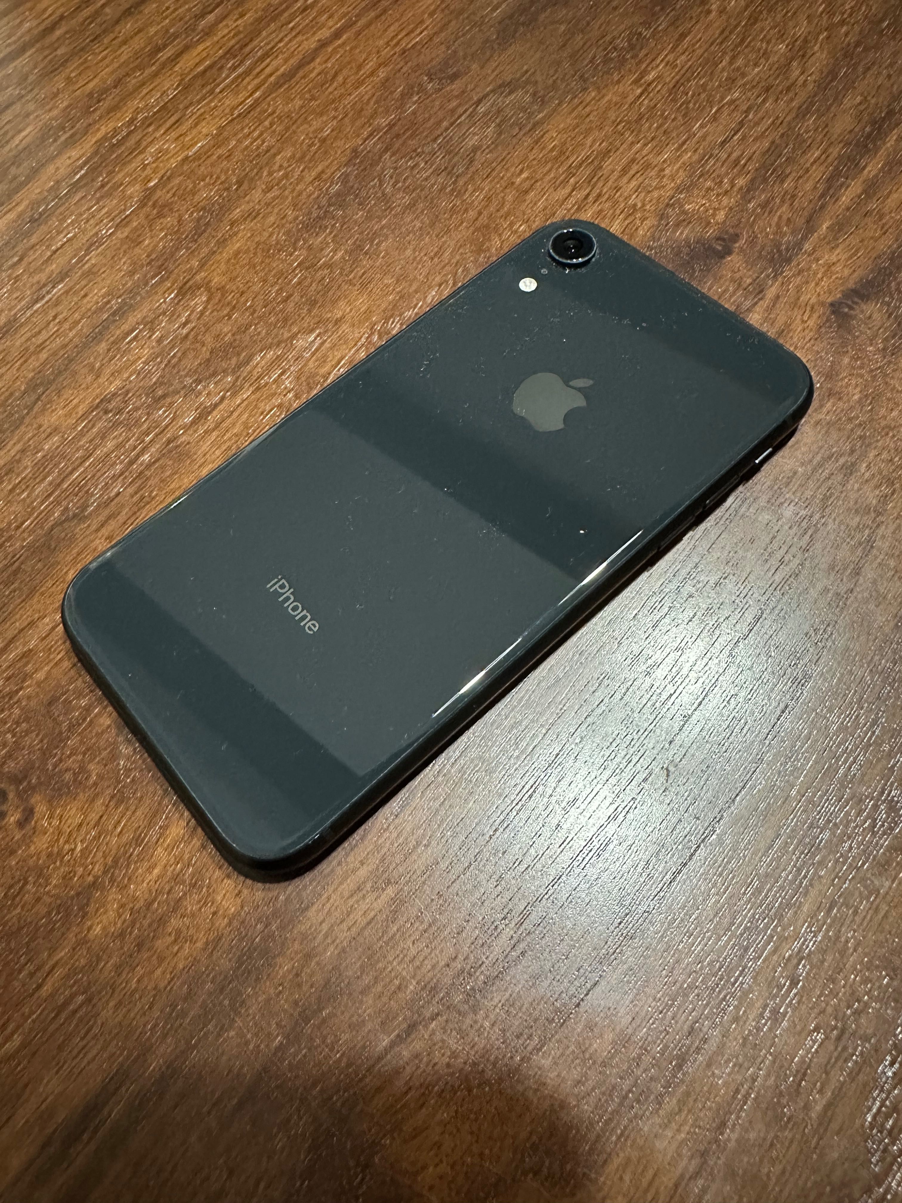 iPhone XR Czarny 128G