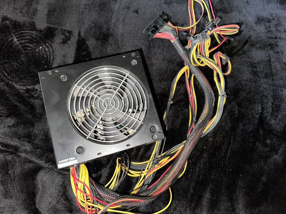 Блок питания 700W
