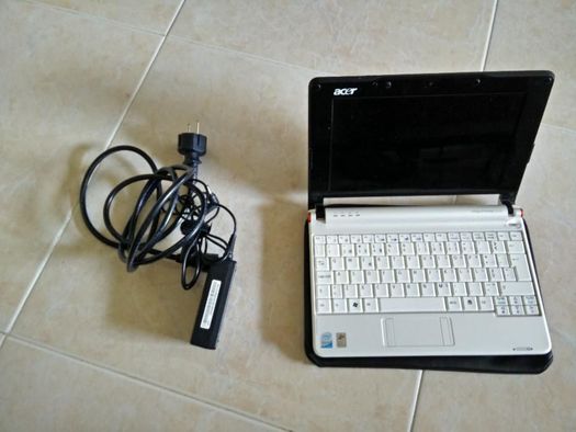 Vendo Portátil ACER Aspire One