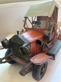 Carro calhambeque vintage de coleção Loja do Gato Preto