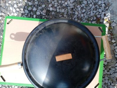 Kuta patelnia / wok żeliwny z pokrywką 35 i 42 cm