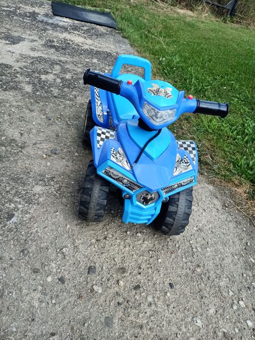 Jeździk quad sprawny