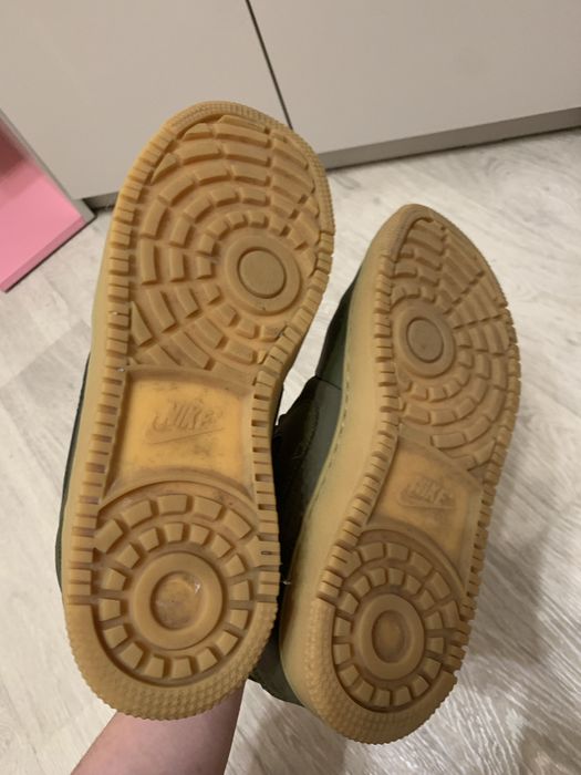 Продам оригінальні чоловічі кросівки Nike