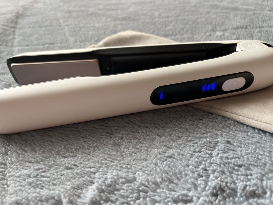 Вирівнювач, утюжок, стайлер, на  батареї, бездротовий