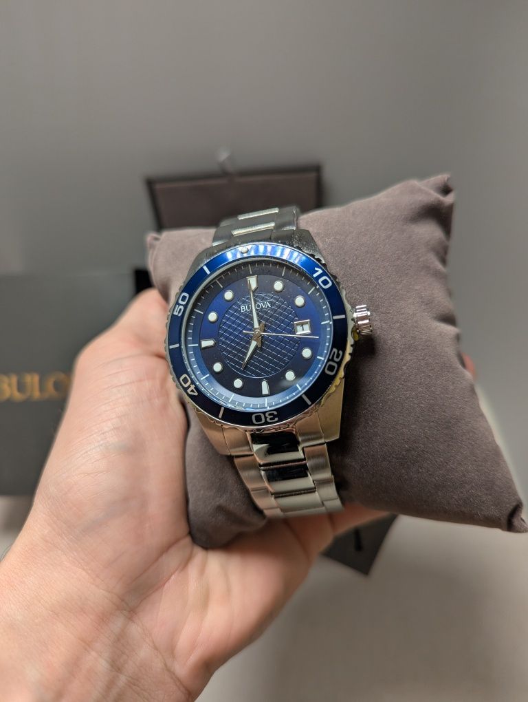 Bulova 98A194 – це чоловічий годинник із колекції Bulova Classic Sport
