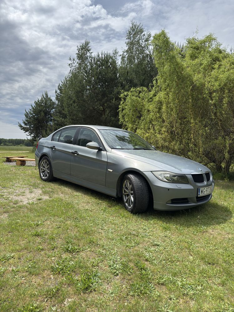 BMW 3 e90 2.0 benzyna+gaz
