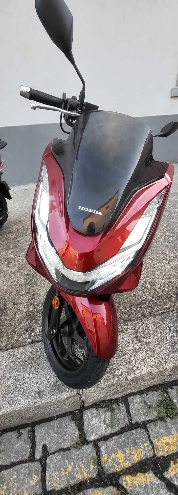 Alugo - PCX 125cc 2021