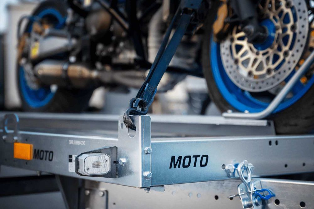 Przyczepka motocyklowa 316x220 UNITRAILER MOTO 1 DMC 300-750 kg