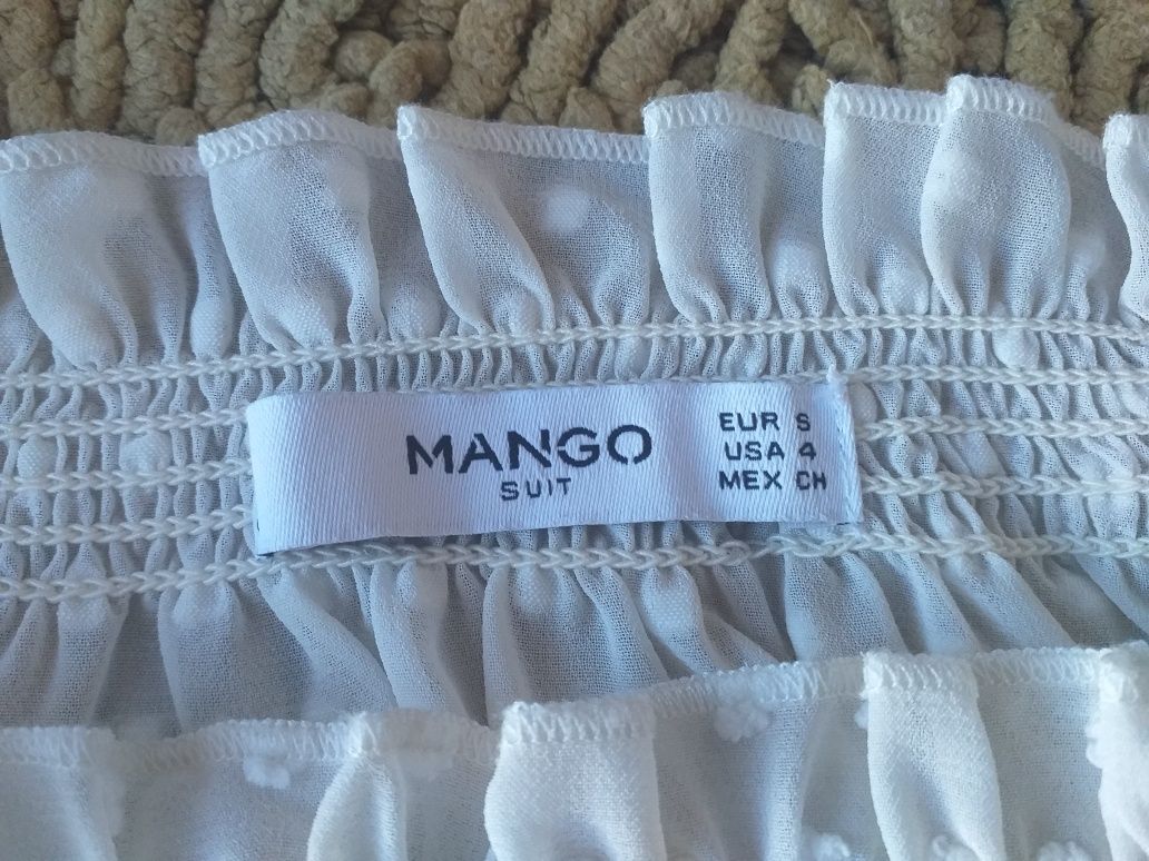 Blusa fina da Mango, tamanho S, em bom  estado