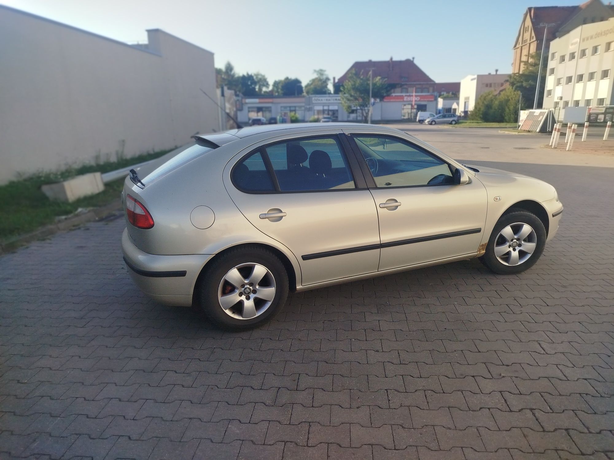 Seat Leon 2004r. Auto na dojazdy do pracy.