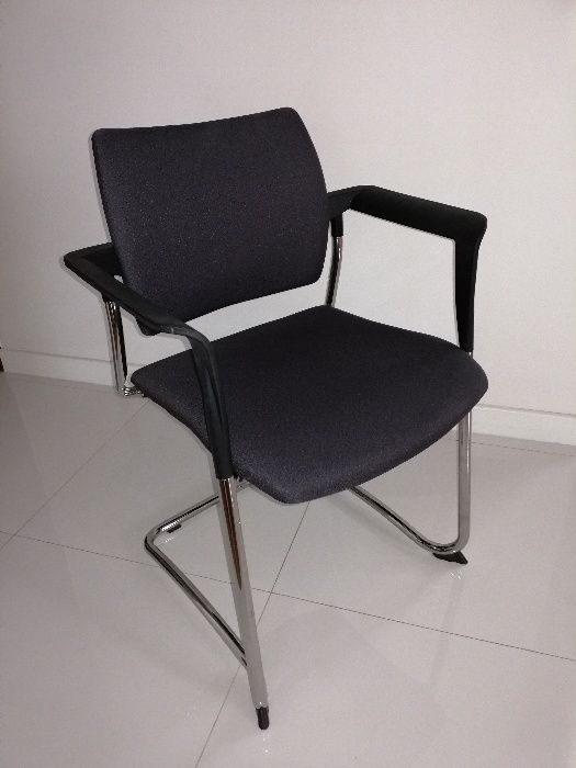 krzesło biurowe tapicerowane firmy Profim