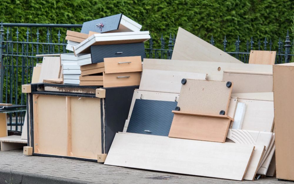 Wywóz śmieci,elektrodpadów,gruzu Sprzatanie, rozbiórka piecy kaflowych