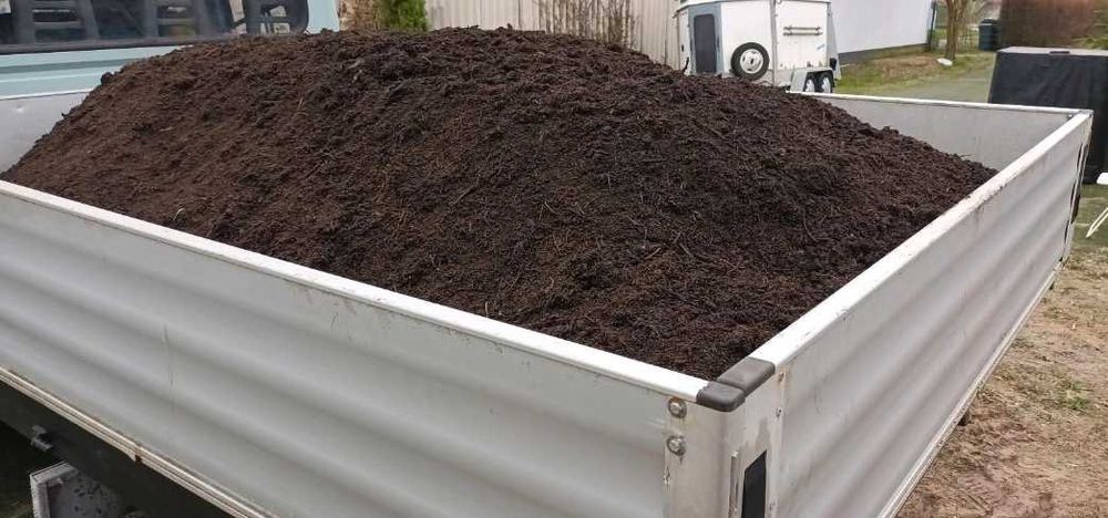 CZARNOZIEM ZIEMIA Ogrodowa KOMPOST naturalny Trawnik PRZESIANA 3- 23t