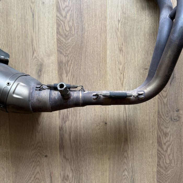 Escape MT07 Akrapovic Titanium Carbono Gravação a Laser