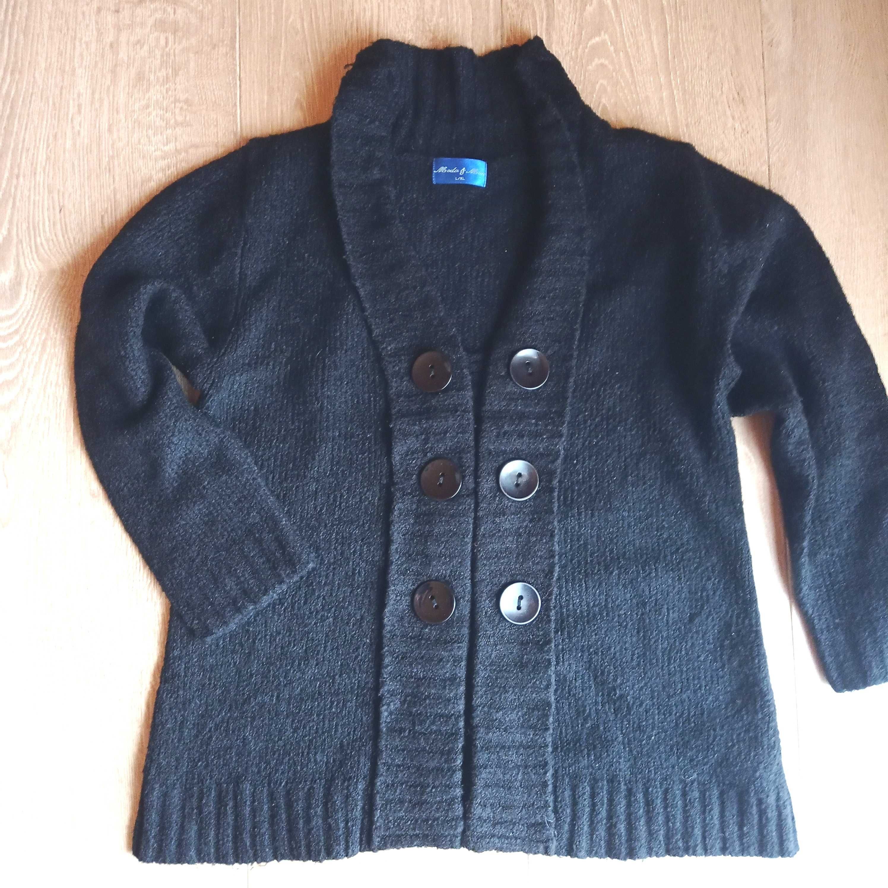 Moda&More Czarny Luźny Sweter oversize Zapinany Na Duże Guziki L/XL