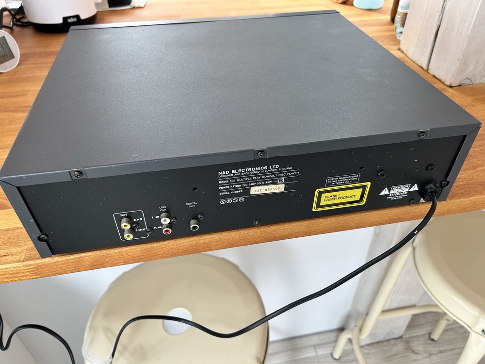 Odtwarzacz CD NAD 505 – zmieniarka na 5 płyt – cd player