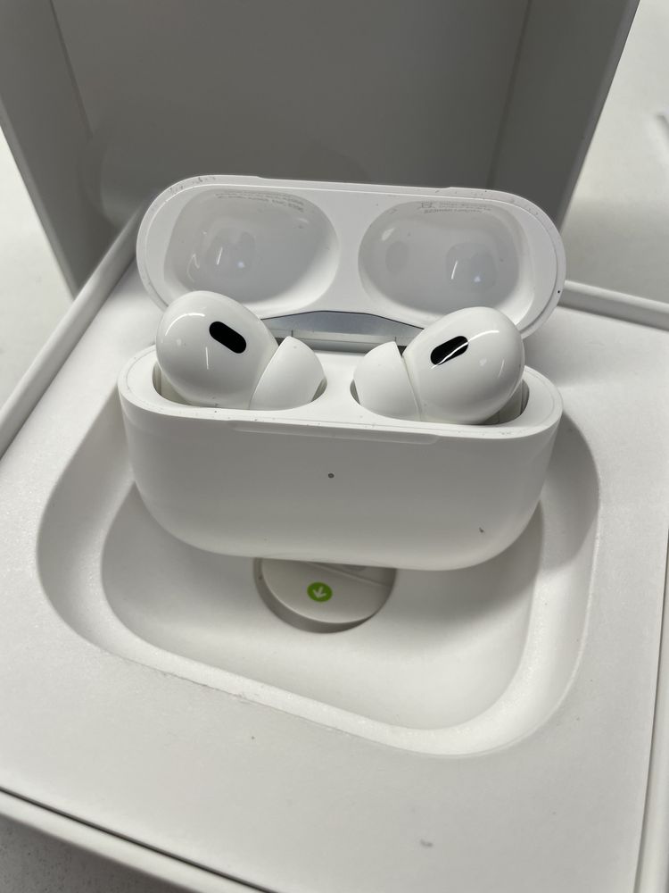 Airpods pro 2 c/ magsafe