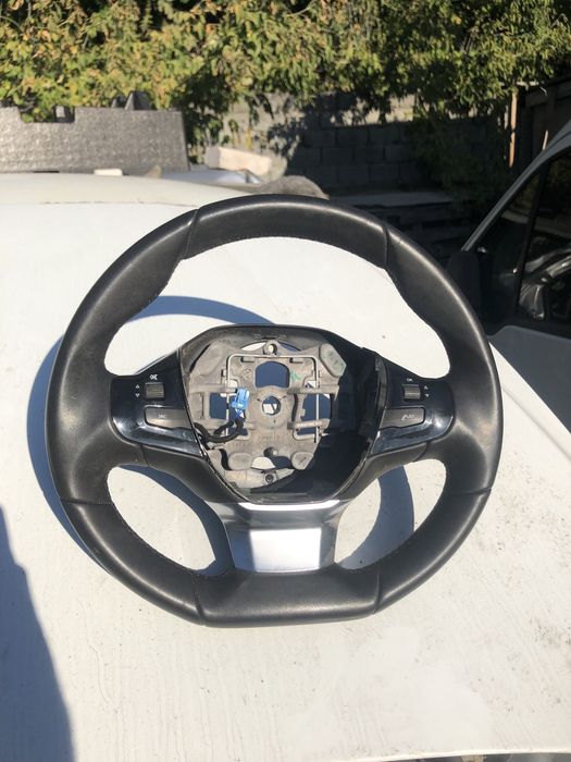 Руль Пежо peugeot 308 t9
