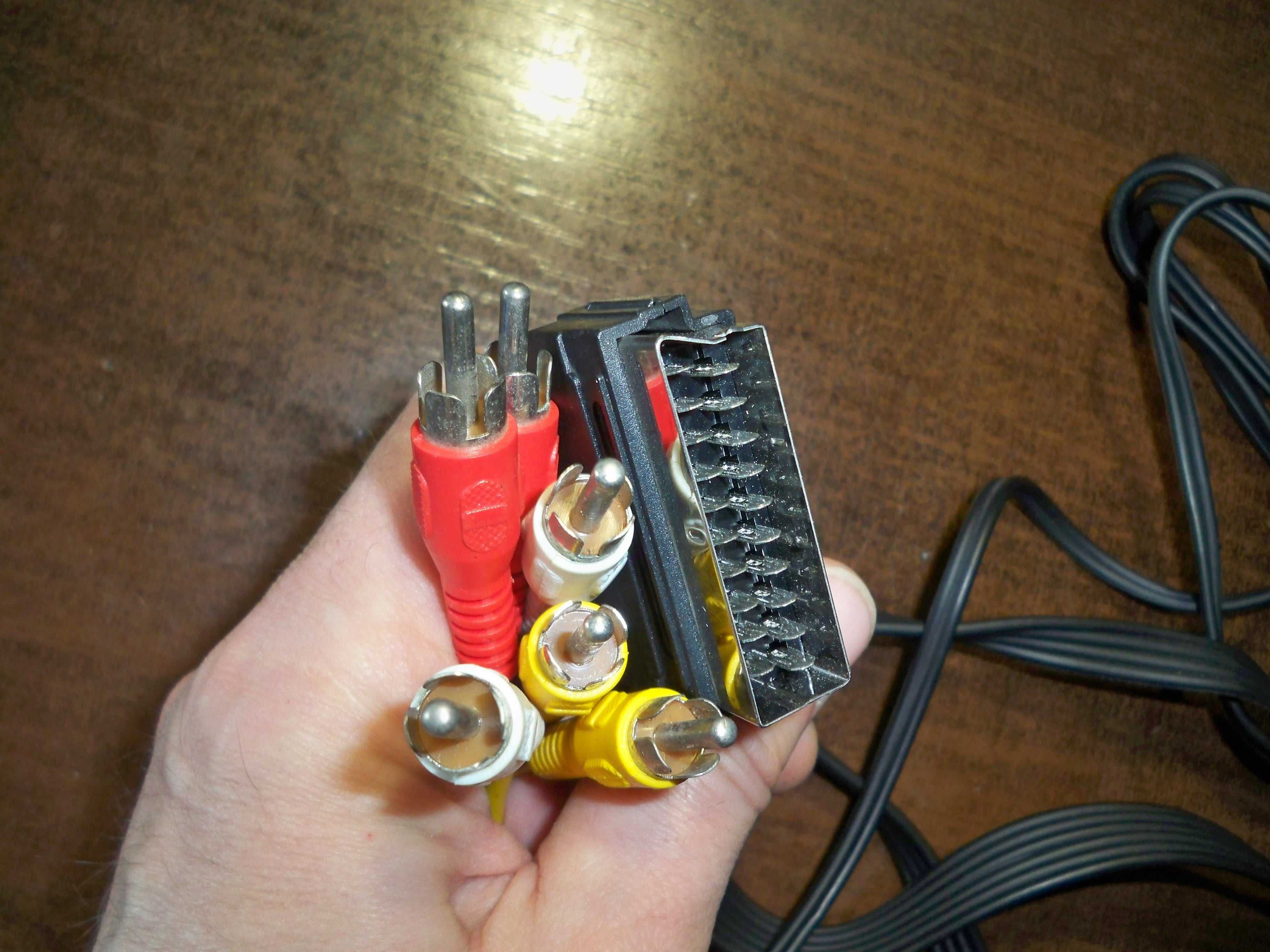 przewód kabel złącze SCART eurozłącze - 3 x chinch RCA 1metr